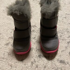 Sorel Gray and Pink Fur-Lined Baby Toddler Girl Boots 5T